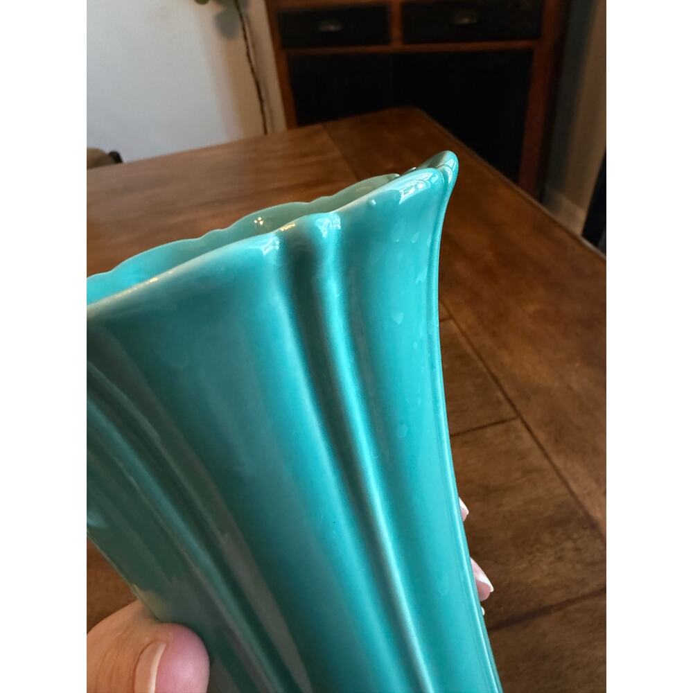 Fiesta turquoise medium vase 9.5” HLC USA ceramic flower vase Fiestaware - Picture 11 of 14
